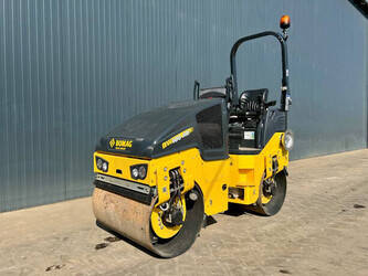 Image de COMPACTEURS 2024 BOMAG BW100AD-5