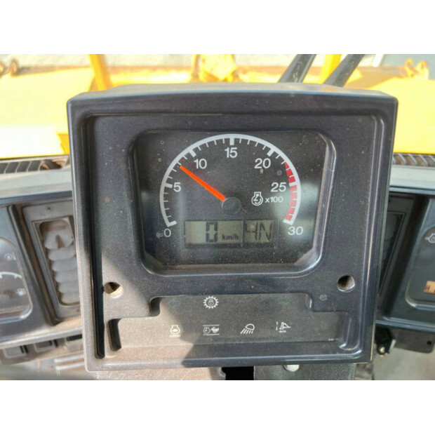 2011 كاتربيلر 824H-46393755