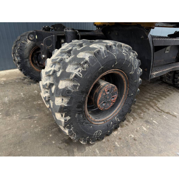 2011 Caterpillar M316D-46393827