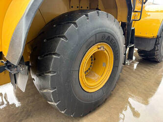 2023-caterpillar-966-1439101-46394350