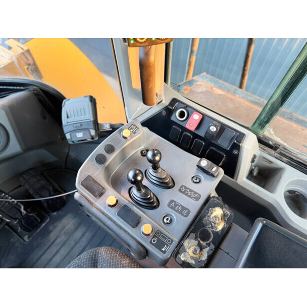 2017 Caterpillar 966M-46394408