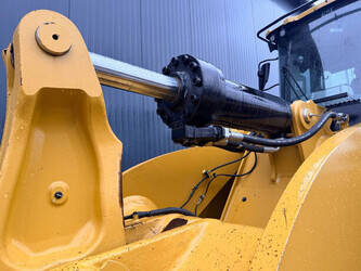 2023-caterpillar-972-14a-4400h-idle-time-original-paint-1439103-46394463