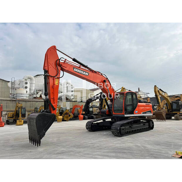 2025 دووسان DX300-46406567
