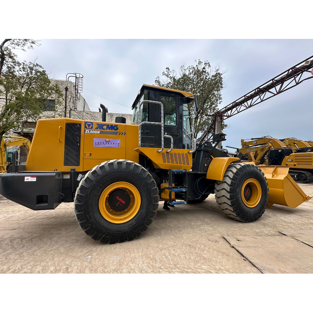 2024 اكس سي ام جي ZL50GN-46406576