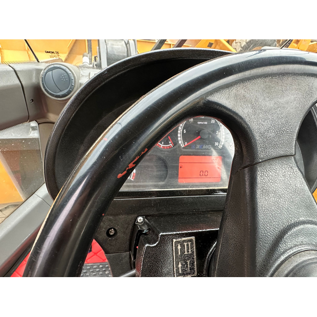 2024 اكس سي ام جي ZL50GN-46406581