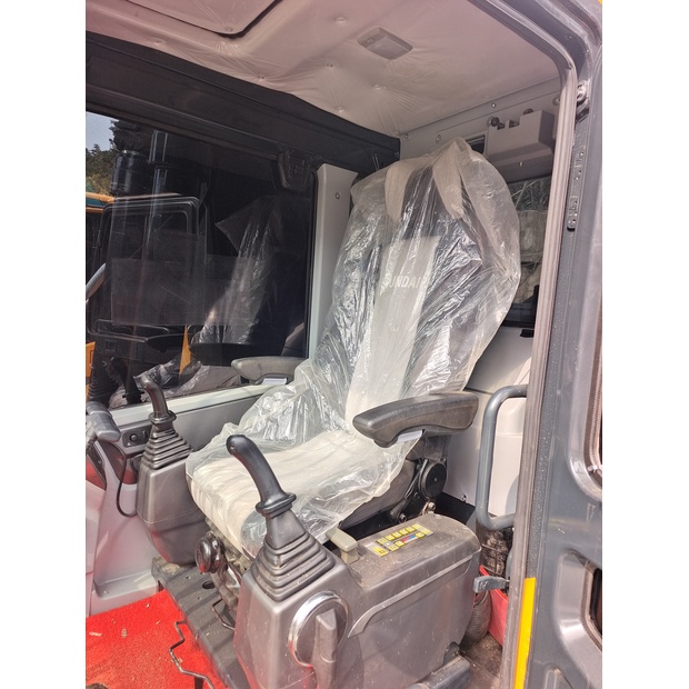 2025 هيونداي 225LC-9T-46406697