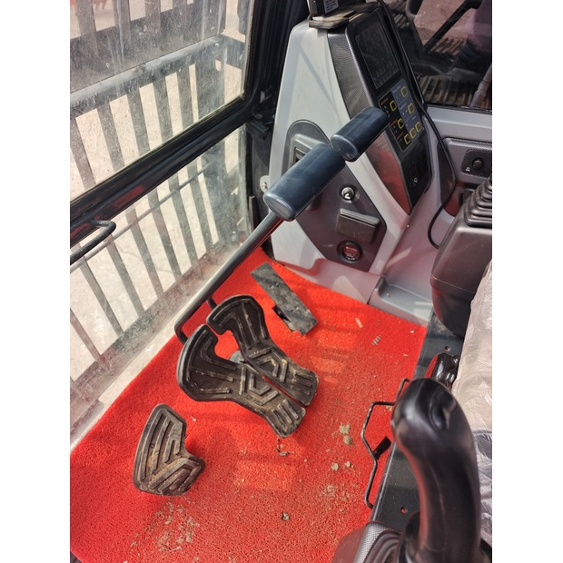 2025 هيونداي 225LC-9T-46406698