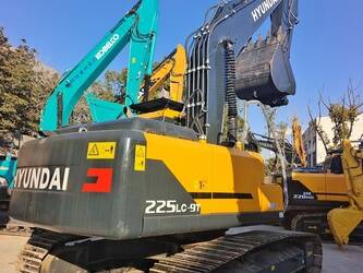 2025-hyundai-225lc-9t-46406701