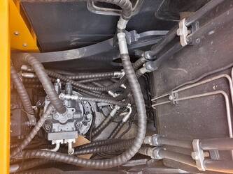 2025-hyundai-225lc-9s-46406712