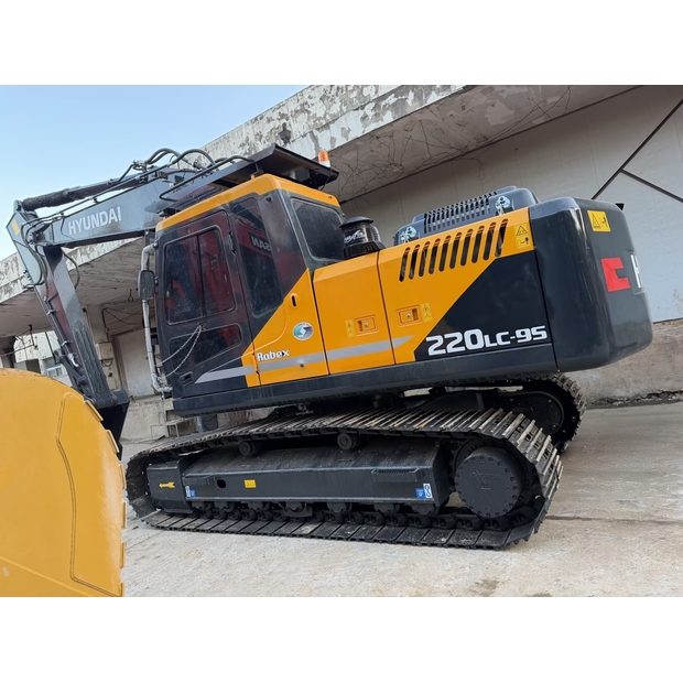 2025 هيونداي 225LC-9s-46406715