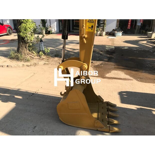 2022 كاتربيلر 305.5E2-46406782