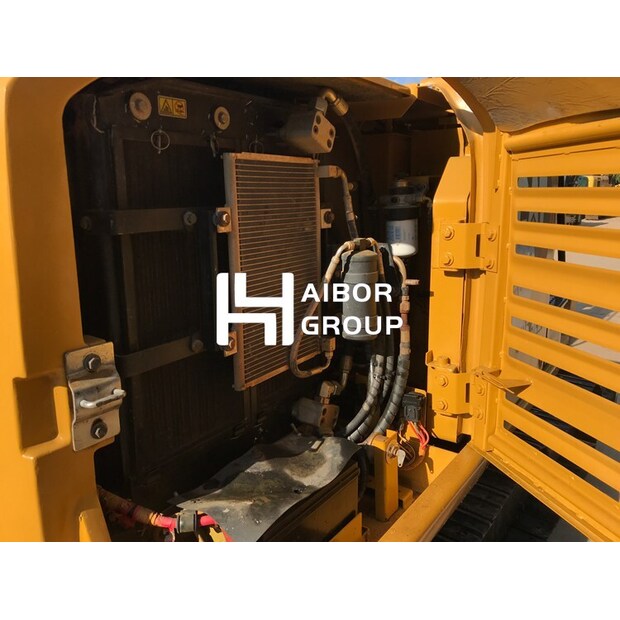 2022 كاتربيلر 305.5E2-46406785