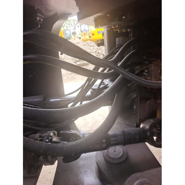 2023 اس دي ال جي LG956L-46406829