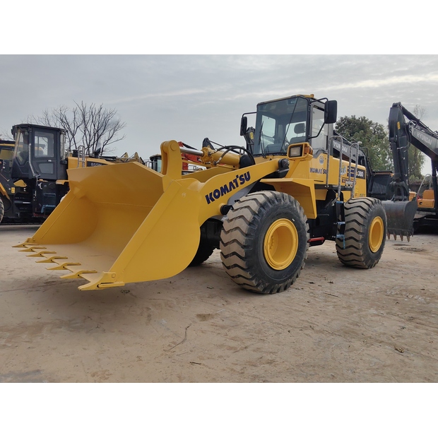 2017 كوماتسو WA380-3-46406840