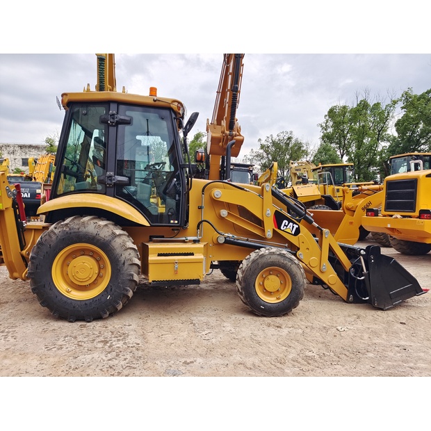 2025 كاتربيلر 420F2-46407006