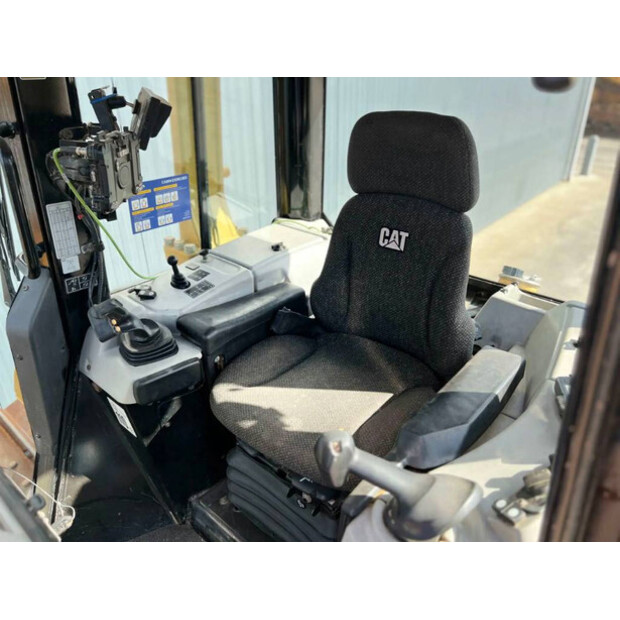 2016 كاتربيلر D6N LGP-46407340