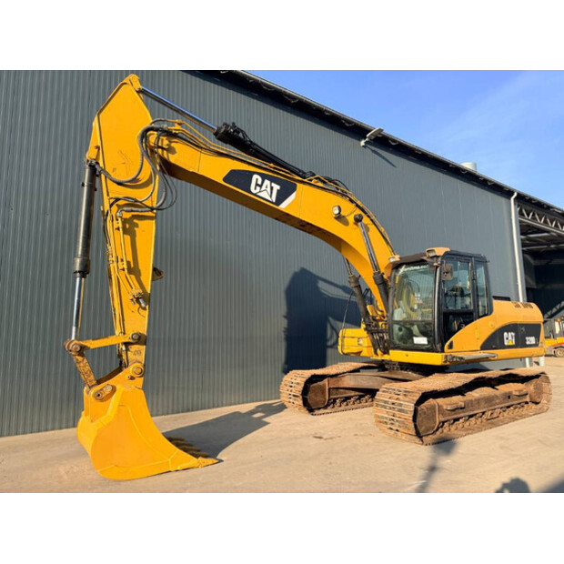 2007 Caterpillar 320DL-46407788