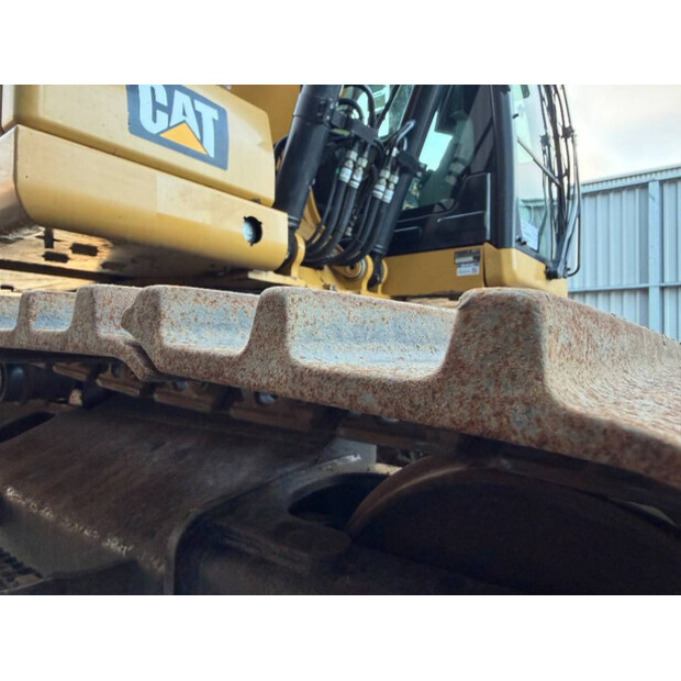 2019 Caterpillar 323-46407911