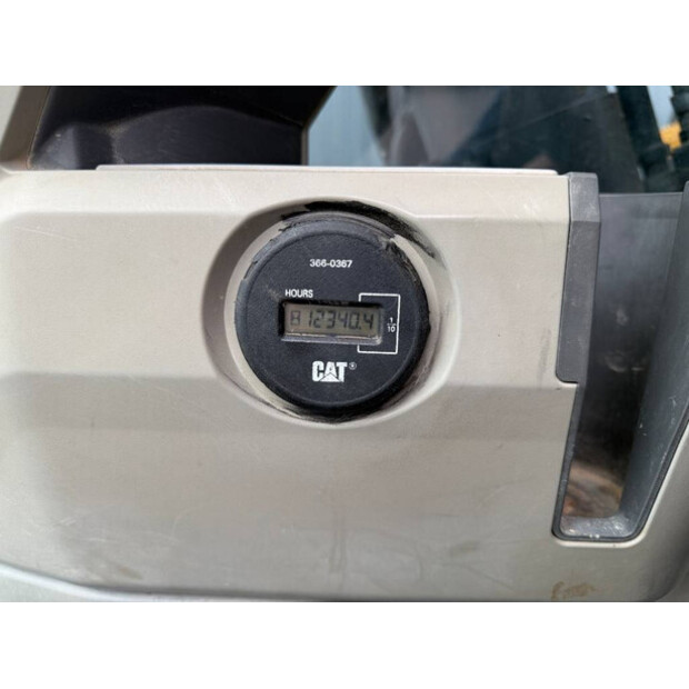 2012 كاتربيلر 323EL VA-46408014