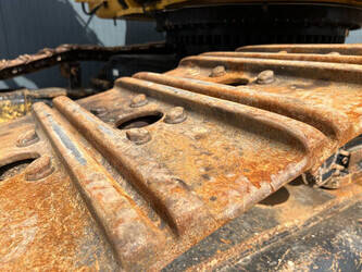 2017-caterpillar-352f-1439169-46408169