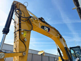 2017-caterpillar-352f-1439170-46408212