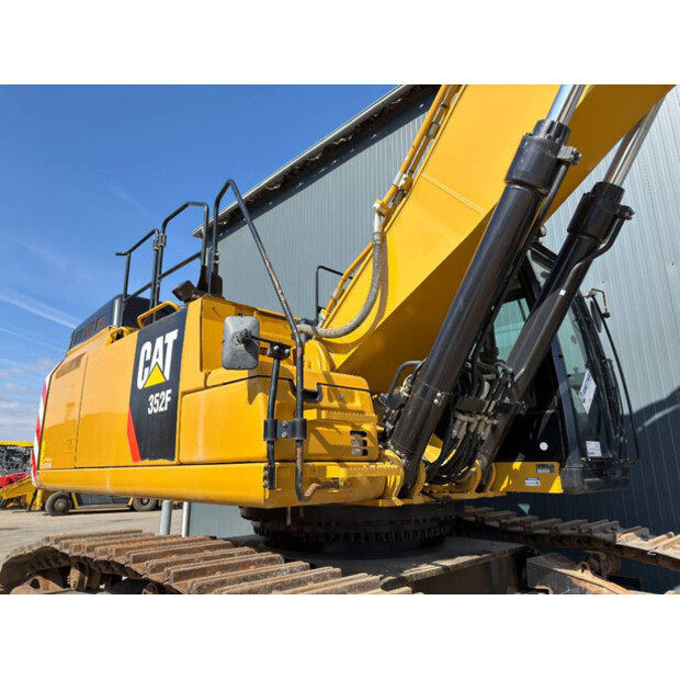 2017 Caterpillar 352F-46408214