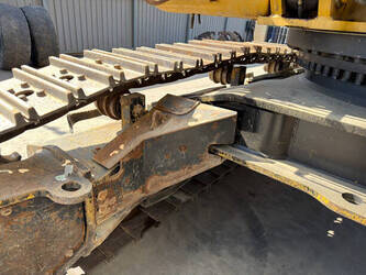 2017-caterpillar-352f-1439170-46408217