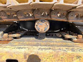 2017-caterpillar-352f-1439170-46408218