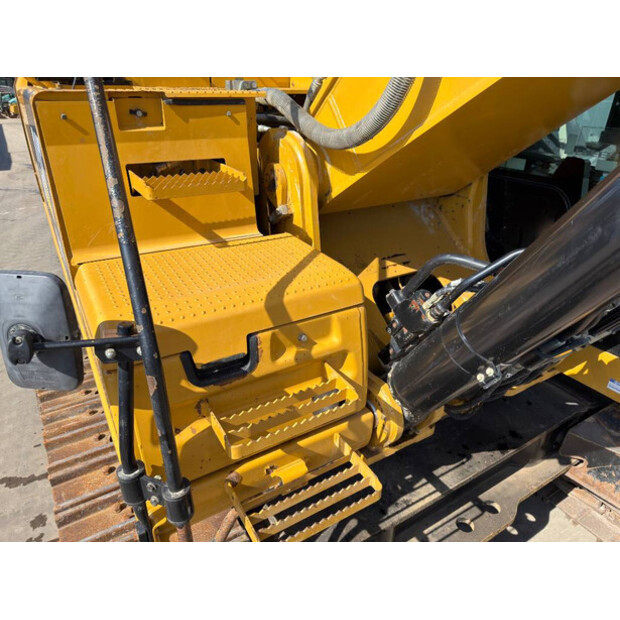 2017 Caterpillar 352F-46408232