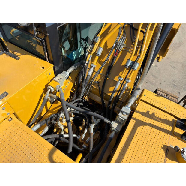 2017 Caterpillar 352F-46408239