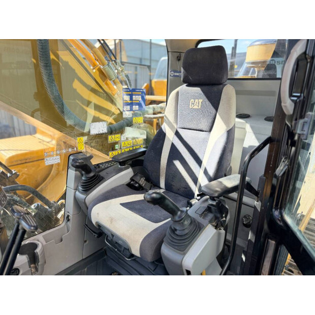 2017 Caterpillar 352F-46408246