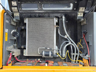 2014-liebherr-r922slc-1439174-46408435