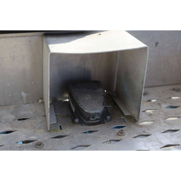 2018 Genie Z-33/18-46409224