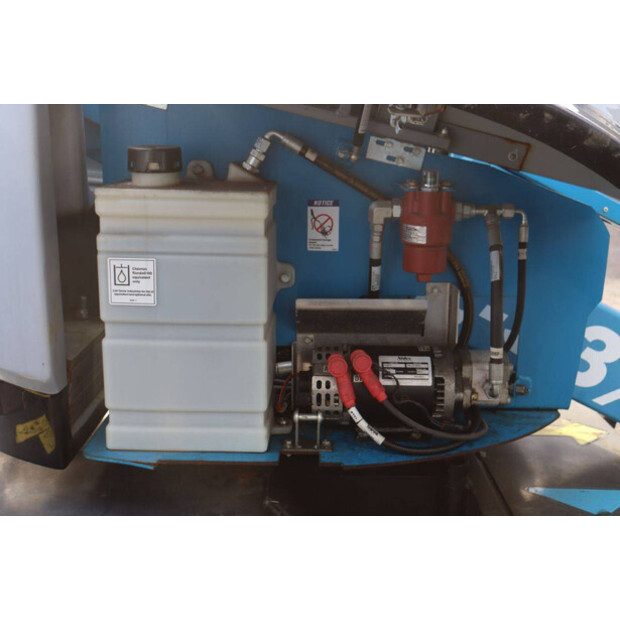 2018 Genie Z-33/18-46409234