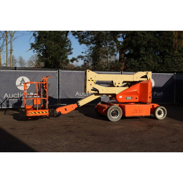 2006 JLG E400AN-46409241