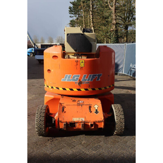 2006 JLG E400AN-46409245