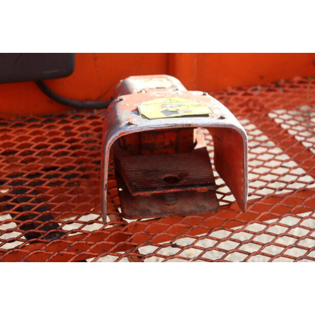 2006 JLG E400AN-46409253