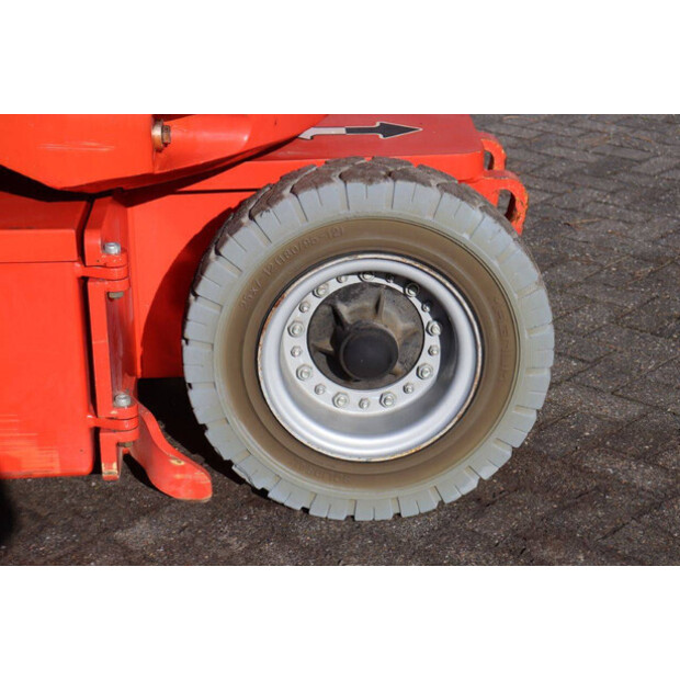 2015 JLG E450AJ-46409312