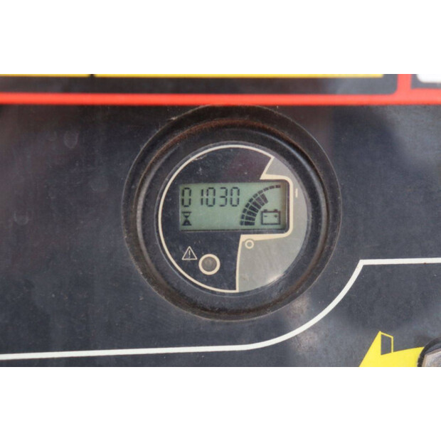 2015 JLG E450AJ-46409318