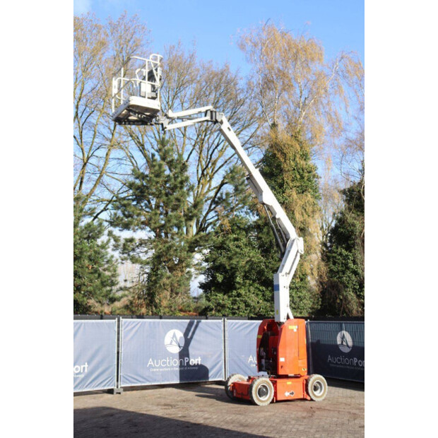 2015 JLG E450AJ-46409321