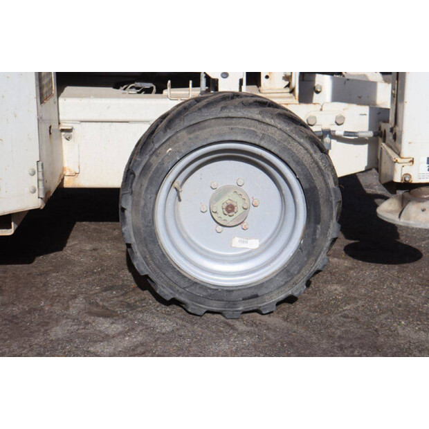 2013 جيني GS-3369-46409392