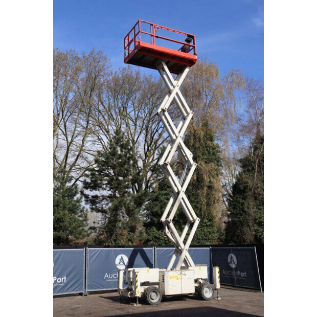 2013 جيني GS-3369-46409406