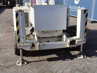 2013-genie-gs-3369-1439198-46409410