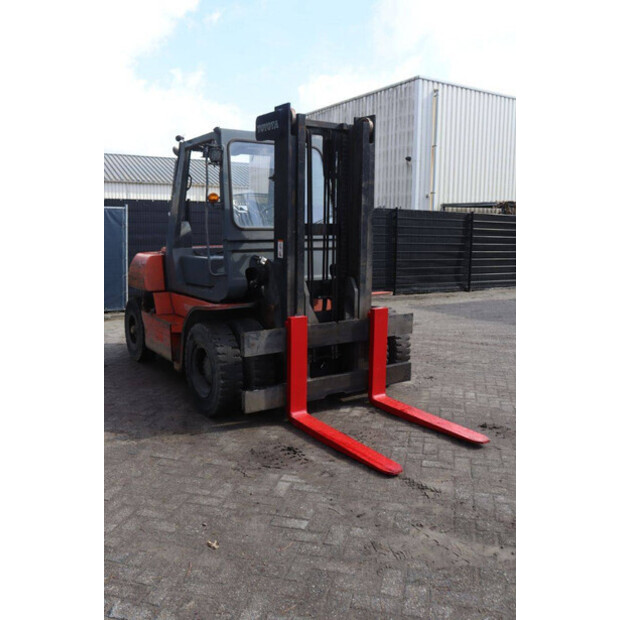 2005 Toyota D70-46409508