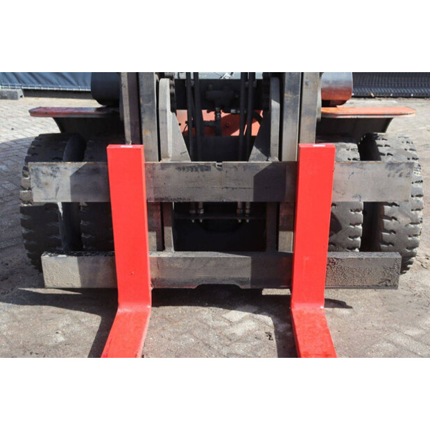 2005 Toyota D70-46409513