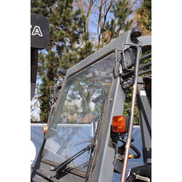 2005 Toyota D70-46409515