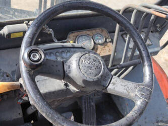 2005-toyota-d70-46409527