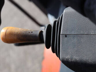 2005-toyota-d70-46409530