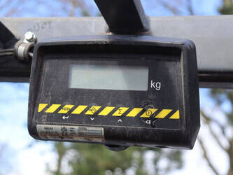 2005-toyota-d70-46409542