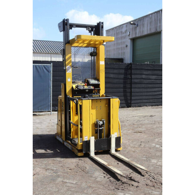 2019 Yale MO10E AC-46409549